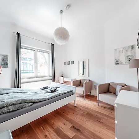 Homestay! Einhundertachtunddreissig Brême