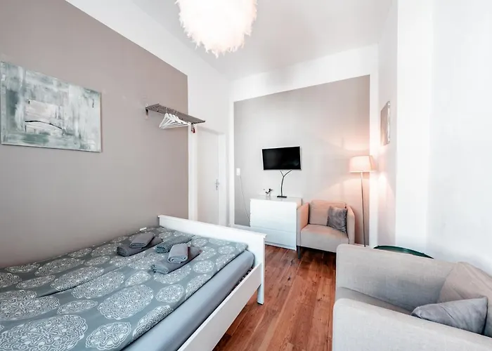 Homestay! Einhundertachtunddreissig Δωμάτια σε οικογενειακή κατοικία *